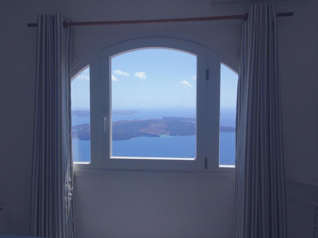 Altana Cliffside Villas อิเมโรวิยอน ห้อง รูปภาพ