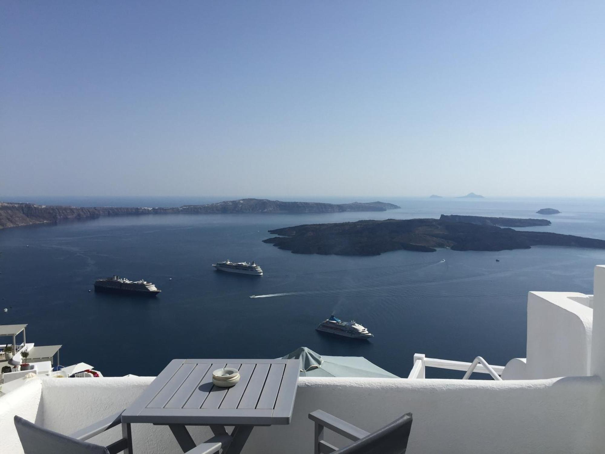 Altana Cliffside Villas อิเมโรวิยอน ห้อง รูปภาพ
